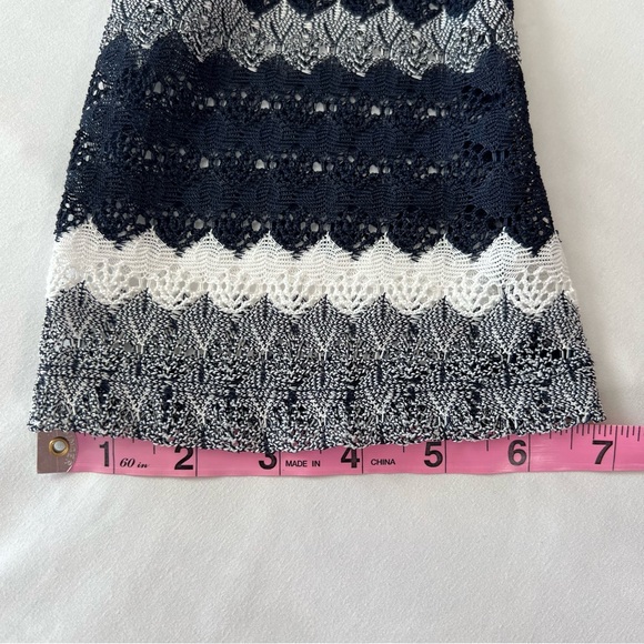 Navy Blue/Gray/White Striped Midi Dress with Unlined Bell Sleeves NWT Sz 10 - Picture 13 of 17
